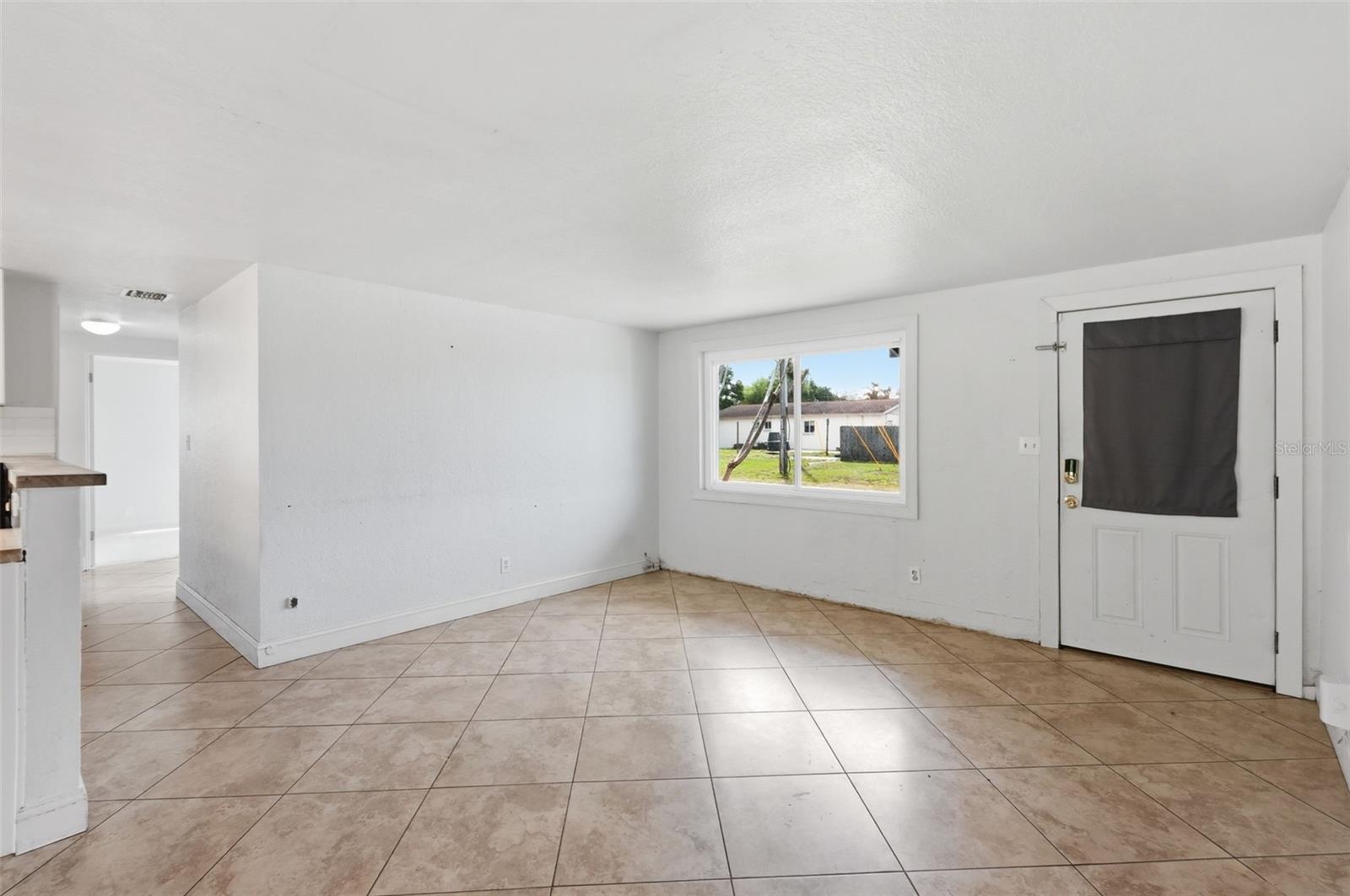 Image 10 of 43 For 5421 64th Avenue N