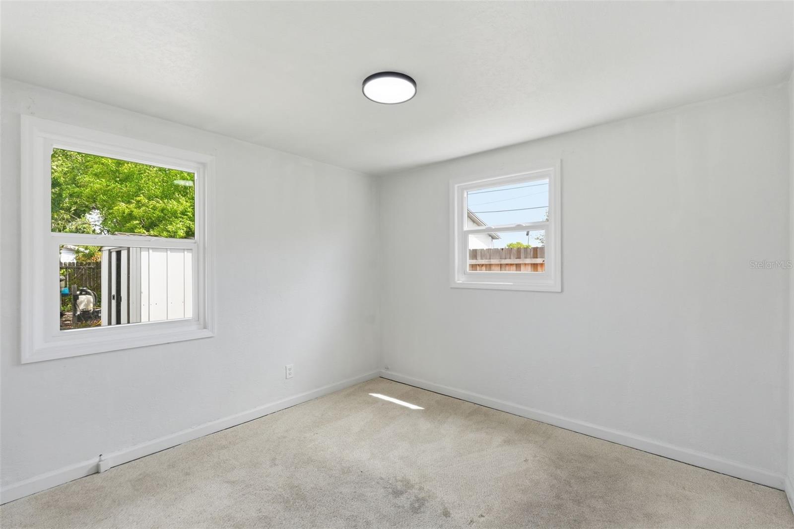 Image 22 of 43 For 5421 64th Avenue N