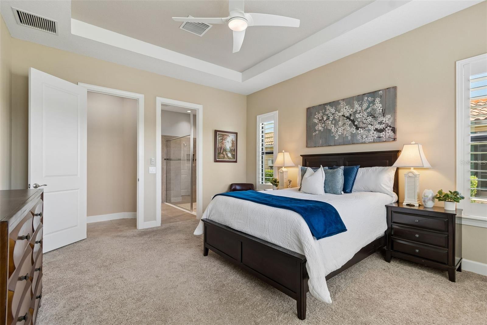 Image 21 of 45 For 11318 Juglans Drive