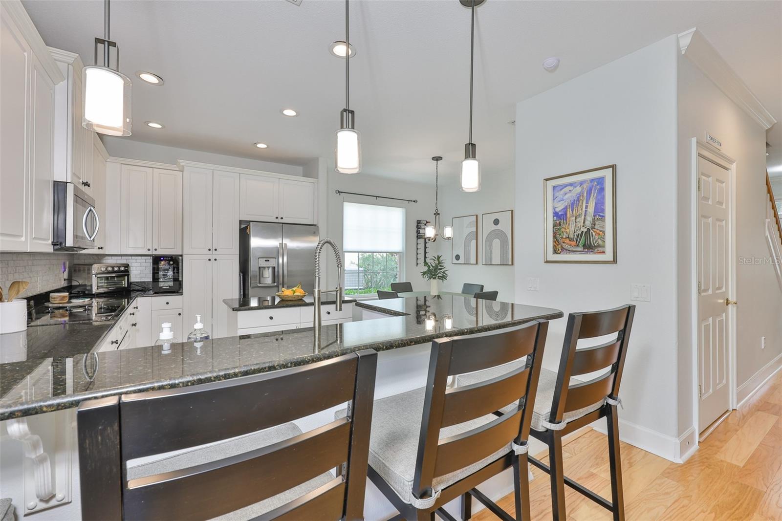 Image 11 of 47 For 3925 Vasconia Street