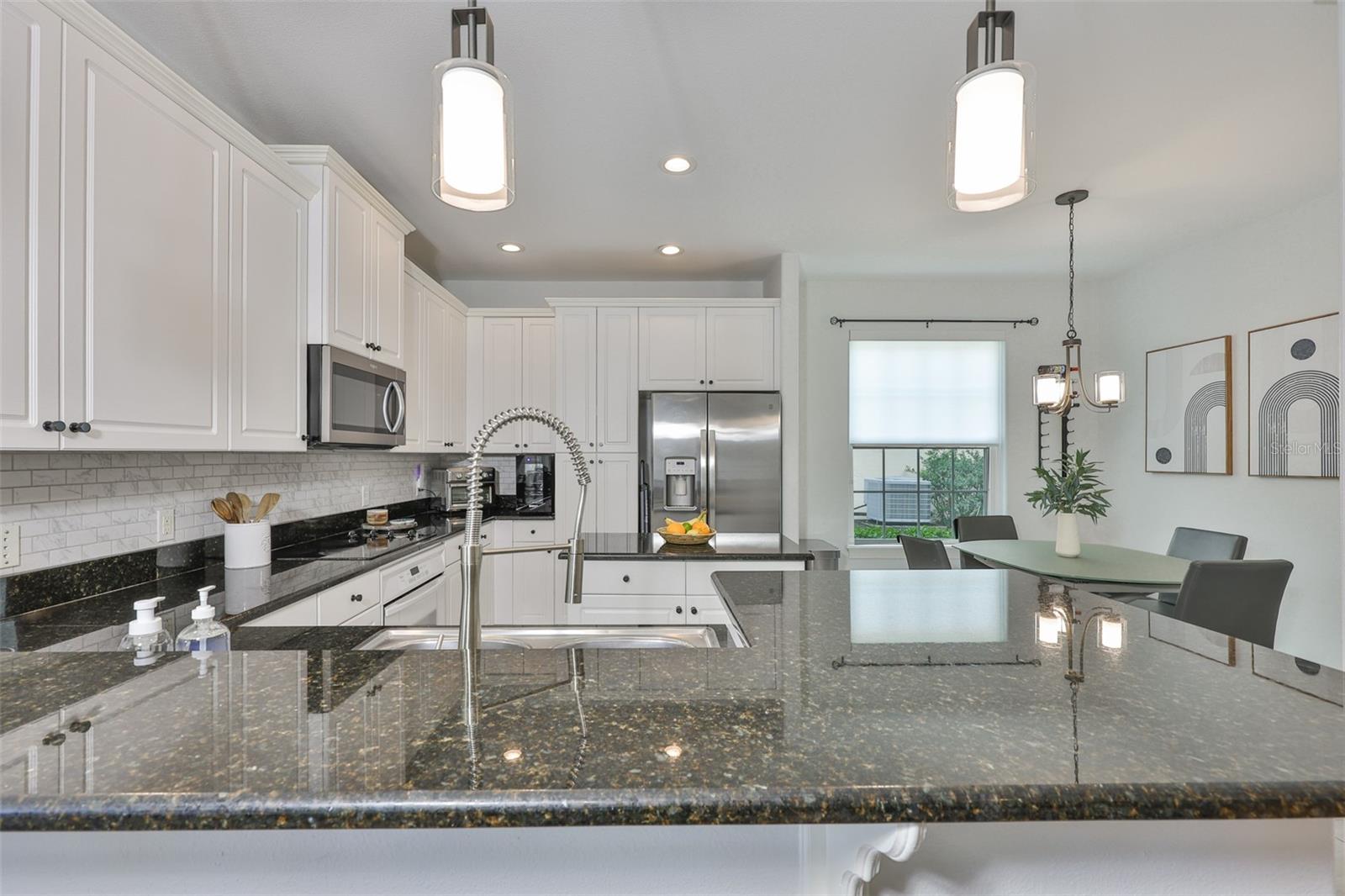 Image 12 of 47 For 3925 Vasconia Street