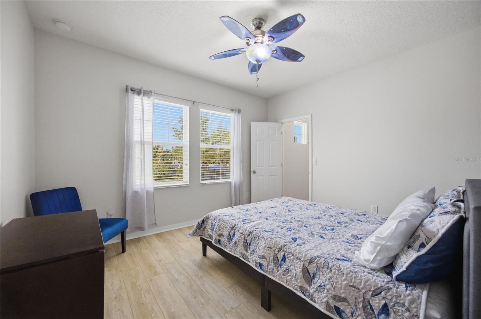 Image 19 of 34 For 32692 Windelstraw Drive