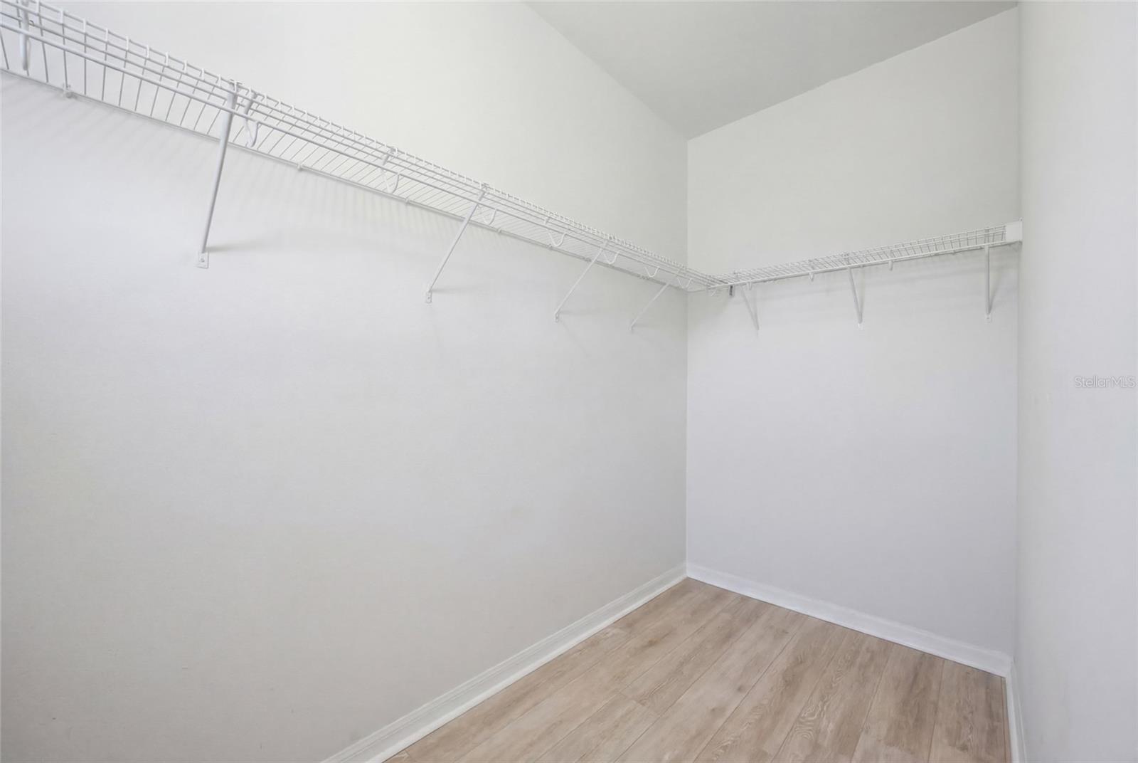 Image 21 of 34 For 32692 Windelstraw Drive