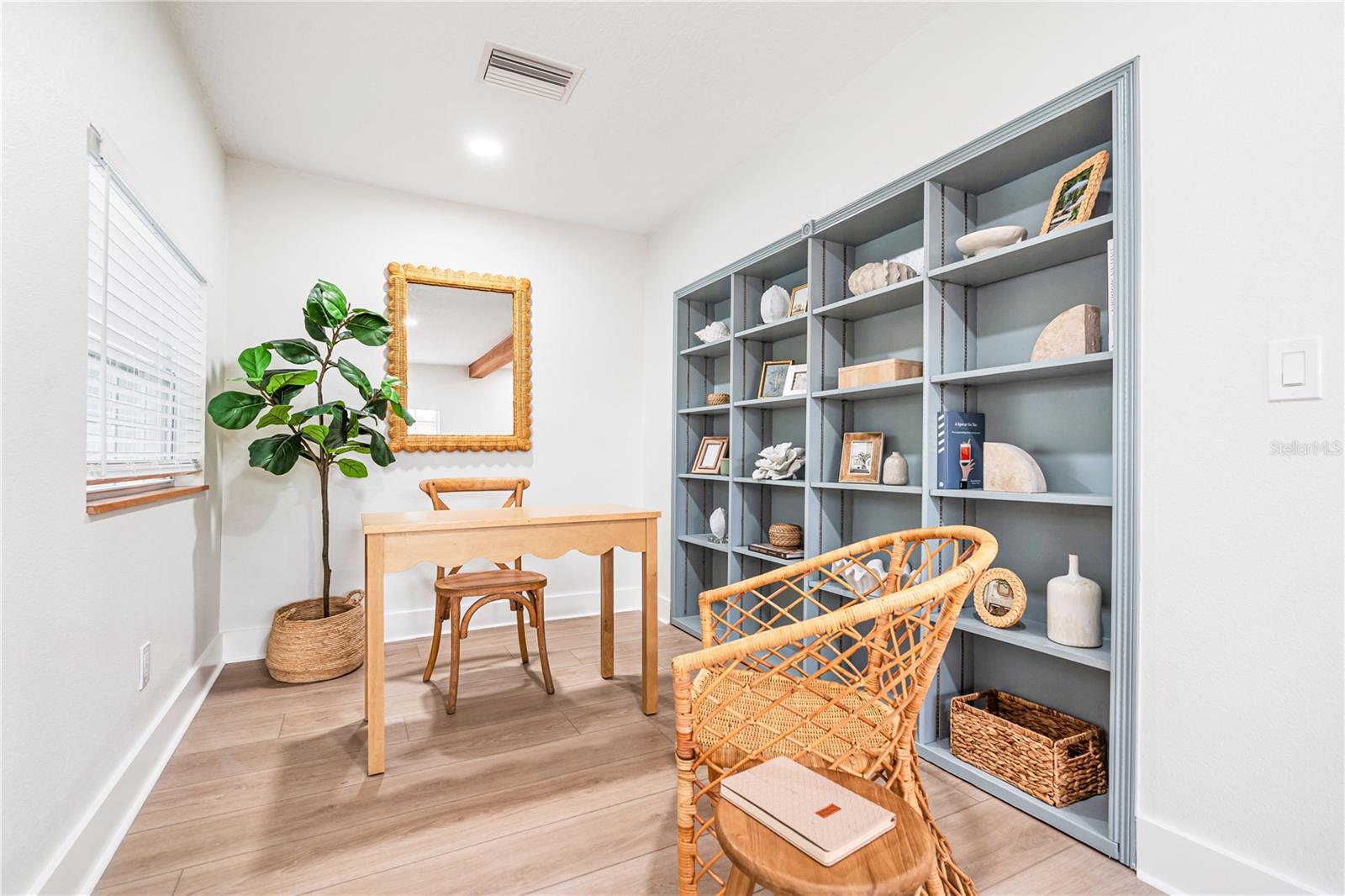 Image 17 of 33 For 2208 Citrus Valley Circle