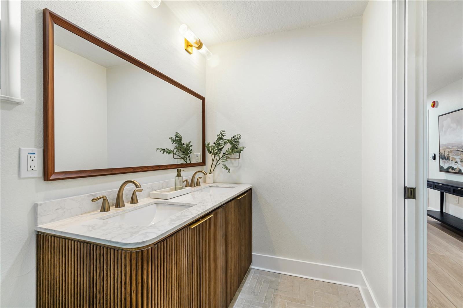 Image 19 of 33 For 2208 Citrus Valley Circle