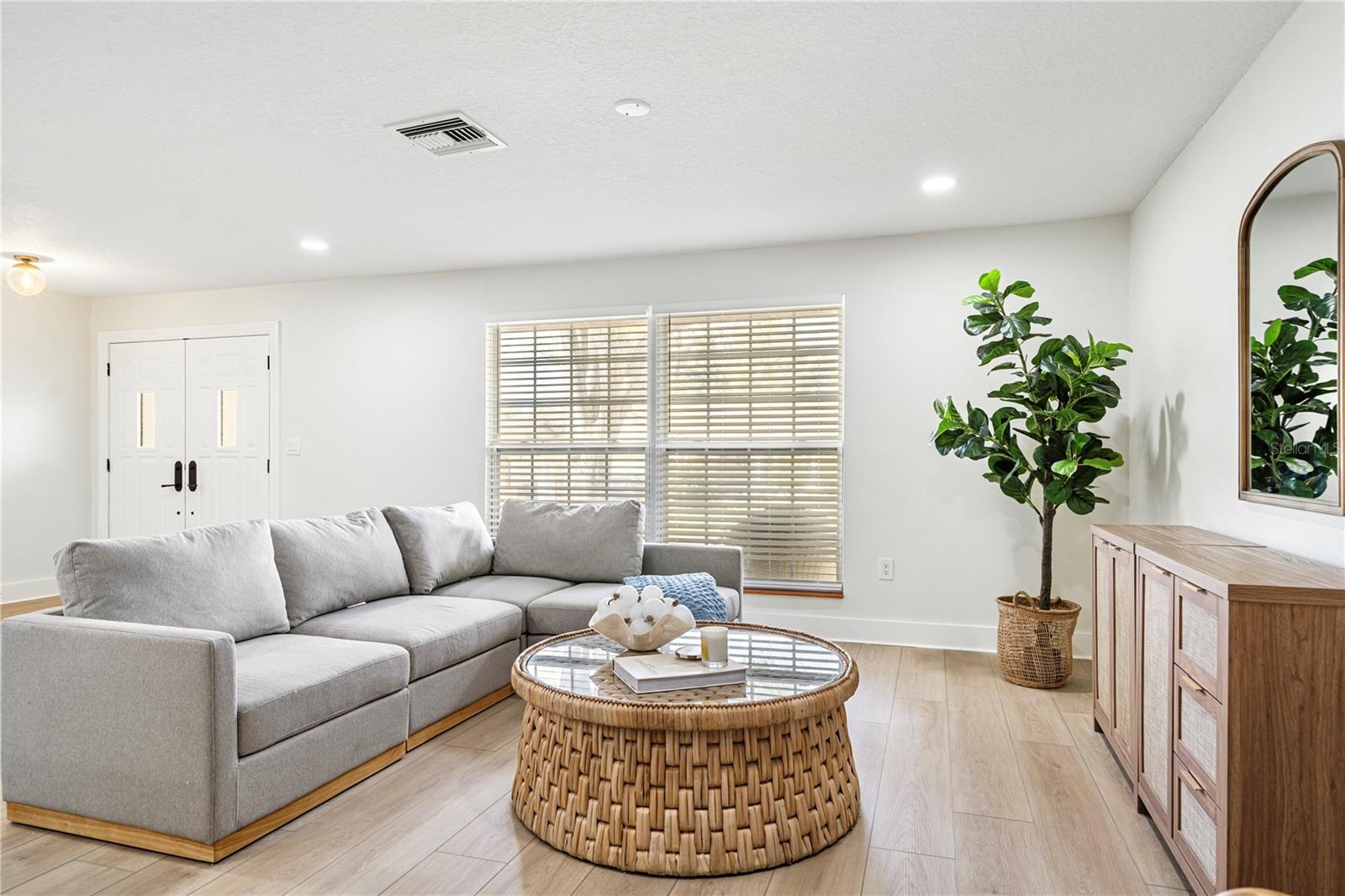 Image 6 of 33 For 2208 Citrus Valley Circle