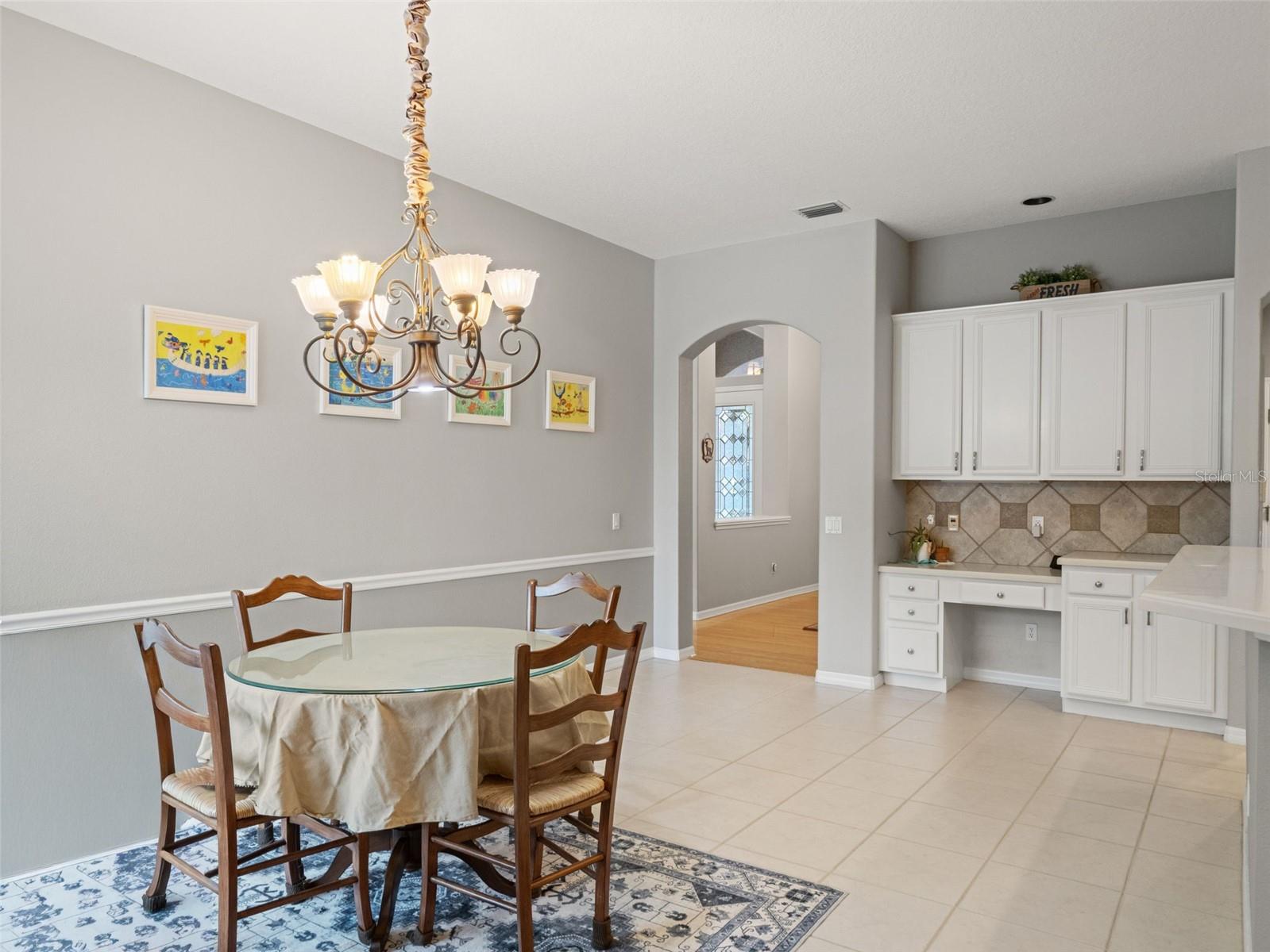 Listing photo id 14 for 17923 Arbor Greene Drive