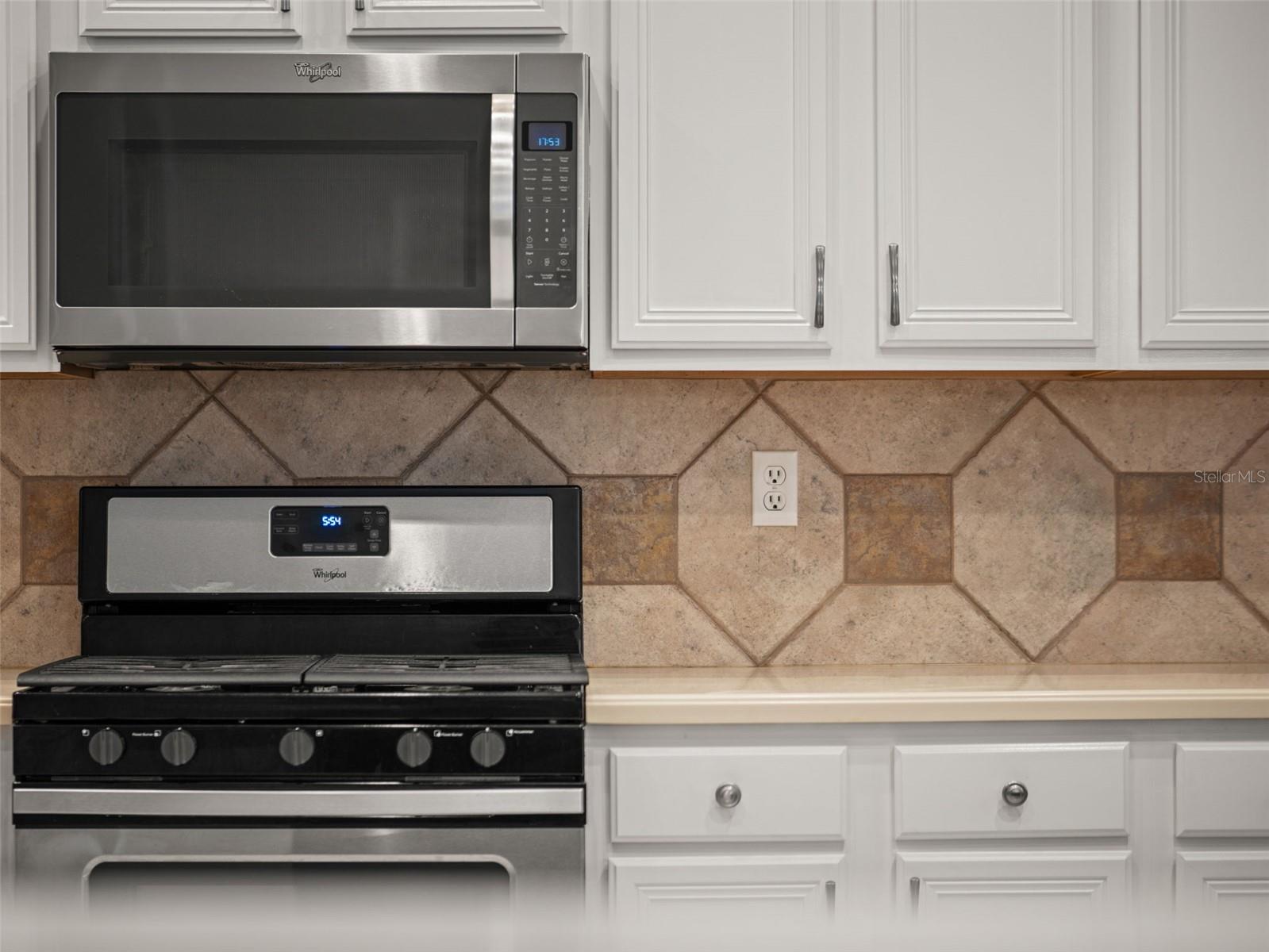 Listing photo id 20 for 17923 Arbor Greene Drive