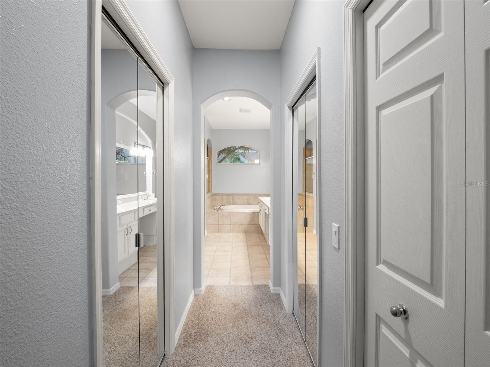 Listing photo id 28 for 17923 Arbor Greene Drive