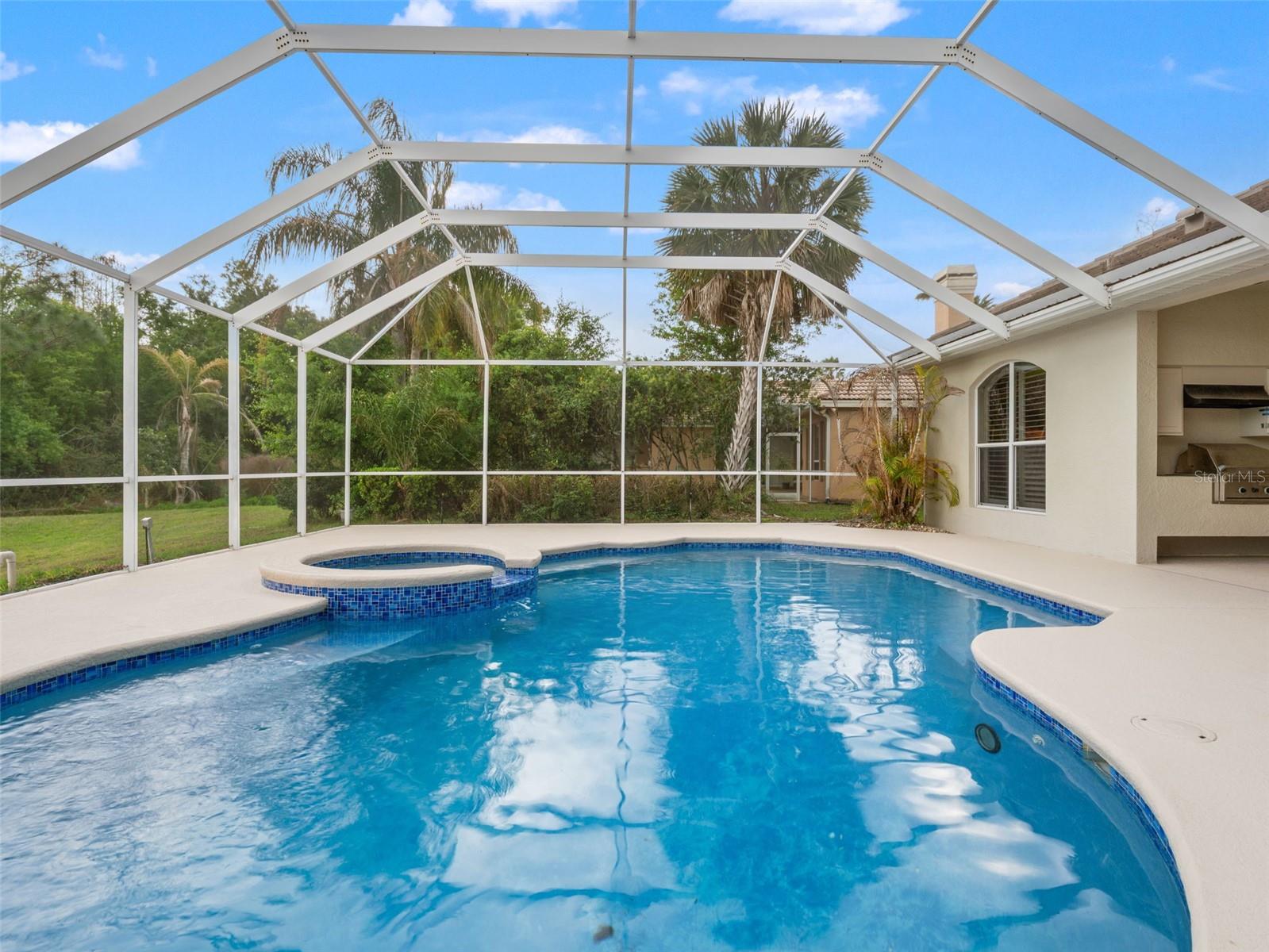 Listing photo id 49 for 17923 Arbor Greene Drive