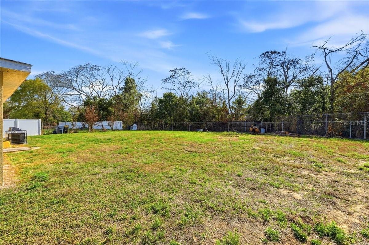 Image 25 of 30 For 205 Westwood Avenue