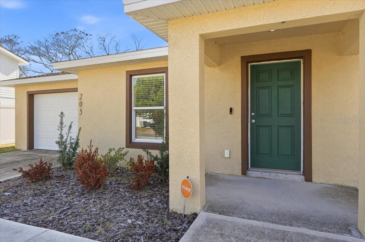 Image 4 of 30 For 205 Westwood Avenue