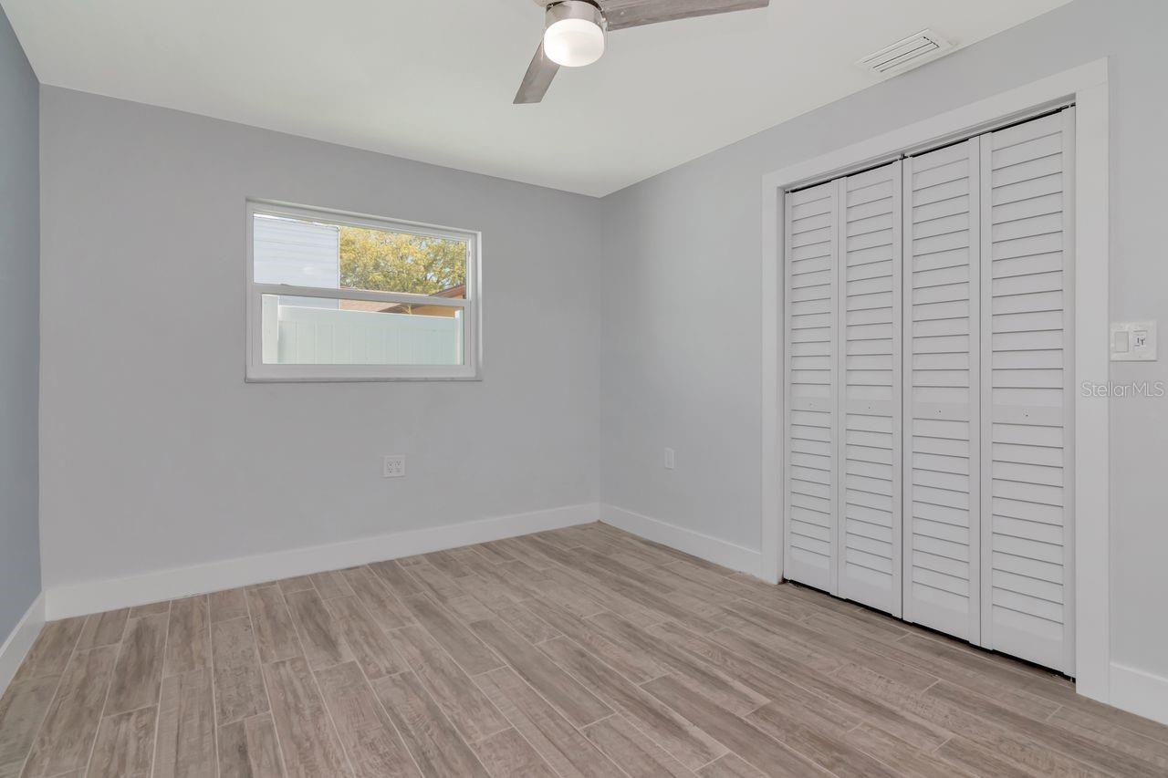 Image 13 of 70 For 372 Westwinds Drive