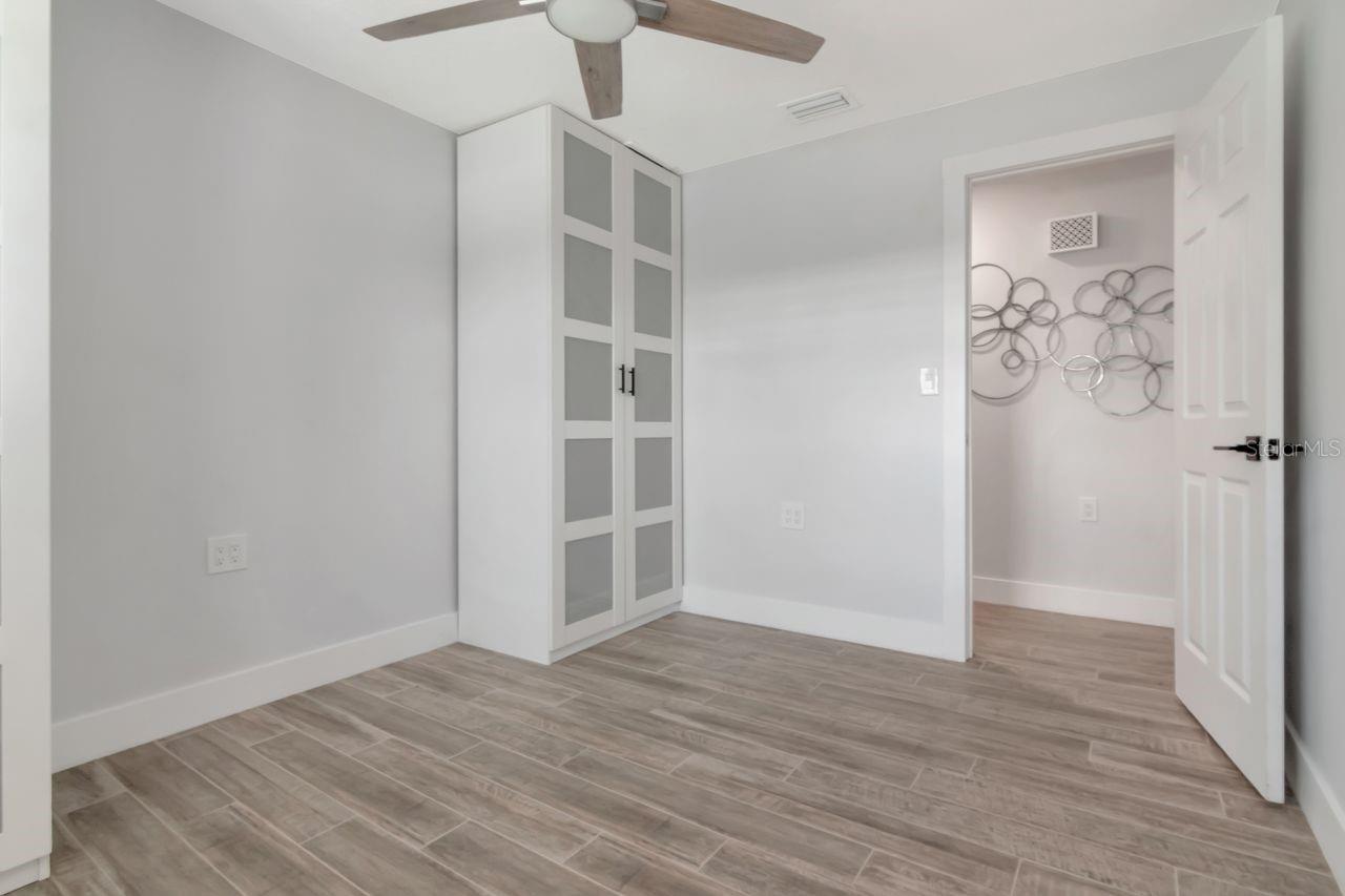 Image 16 of 70 For 372 Westwinds Drive