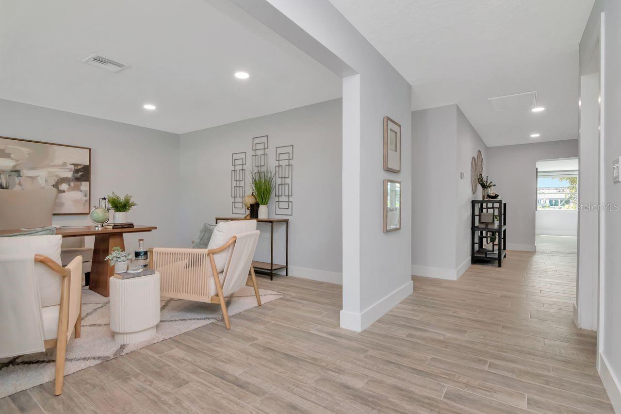 Image 19 of 70 For 372 Westwinds Drive