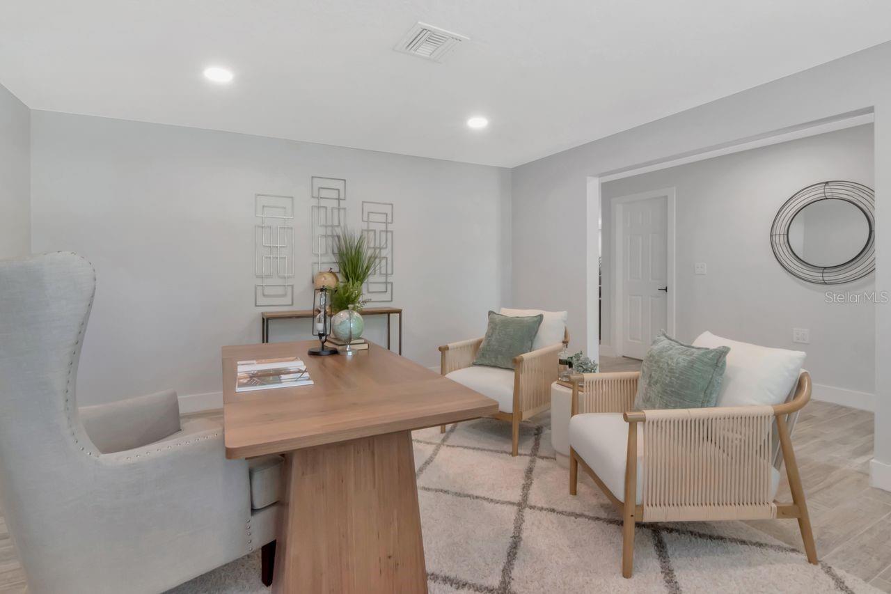 Image 21 of 70 For 372 Westwinds Drive