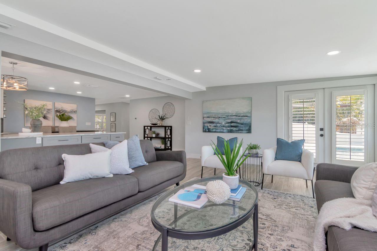 Image 31 of 70 For 372 Westwinds Drive