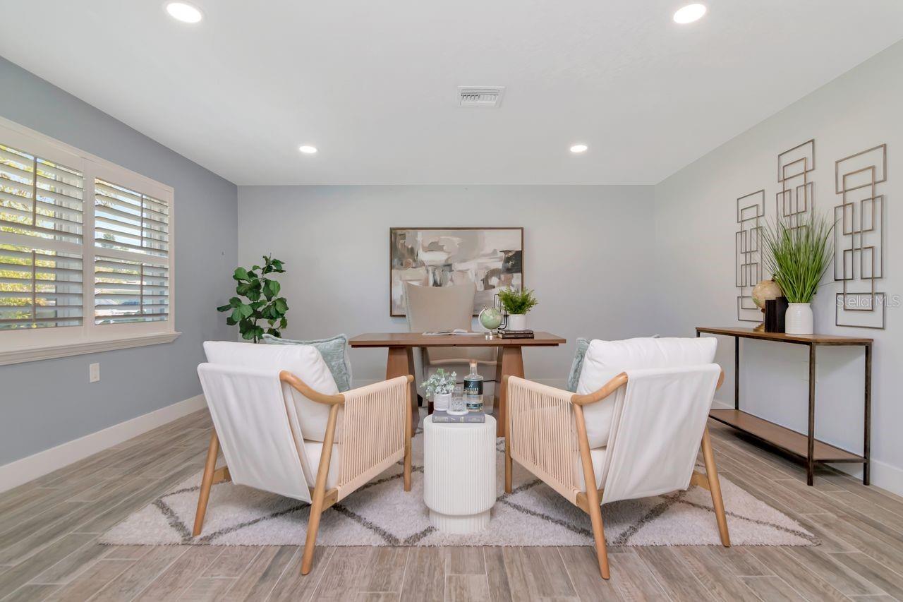 Image 7 of 70 For 372 Westwinds Drive