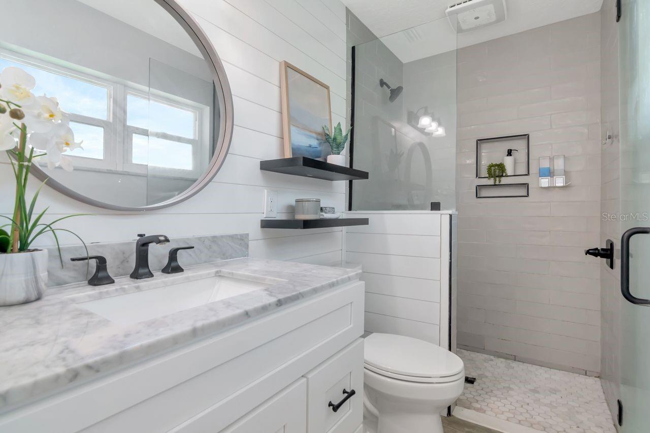 Image 9 of 70 For 372 Westwinds Drive