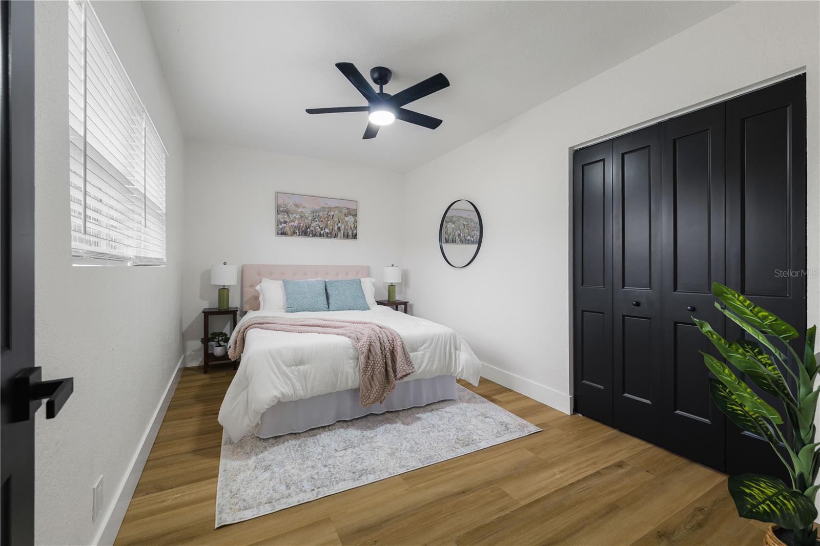 Image 19 of 44 For 1710 26th Avenue S