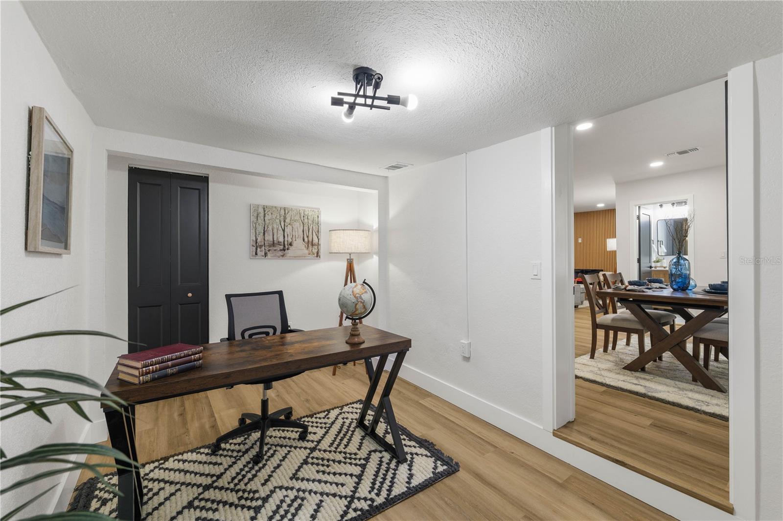 Image 23 of 44 For 1710 26th Avenue S