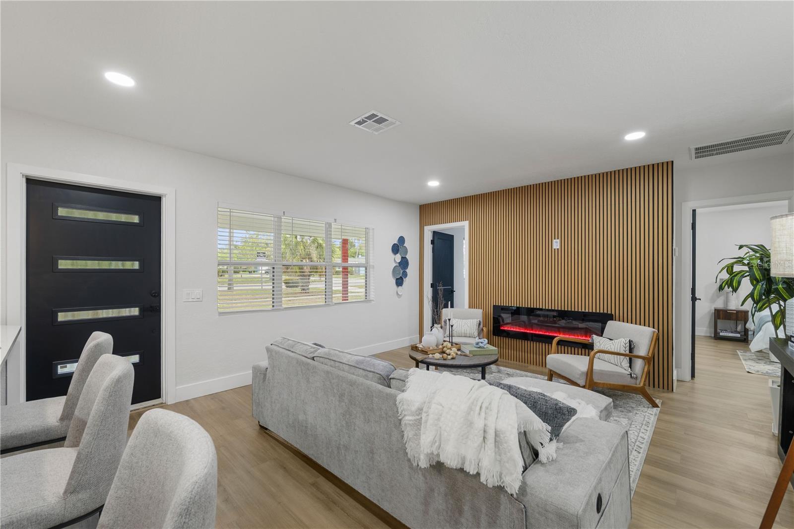 Image 3 of 44 For 1710 26th Avenue S