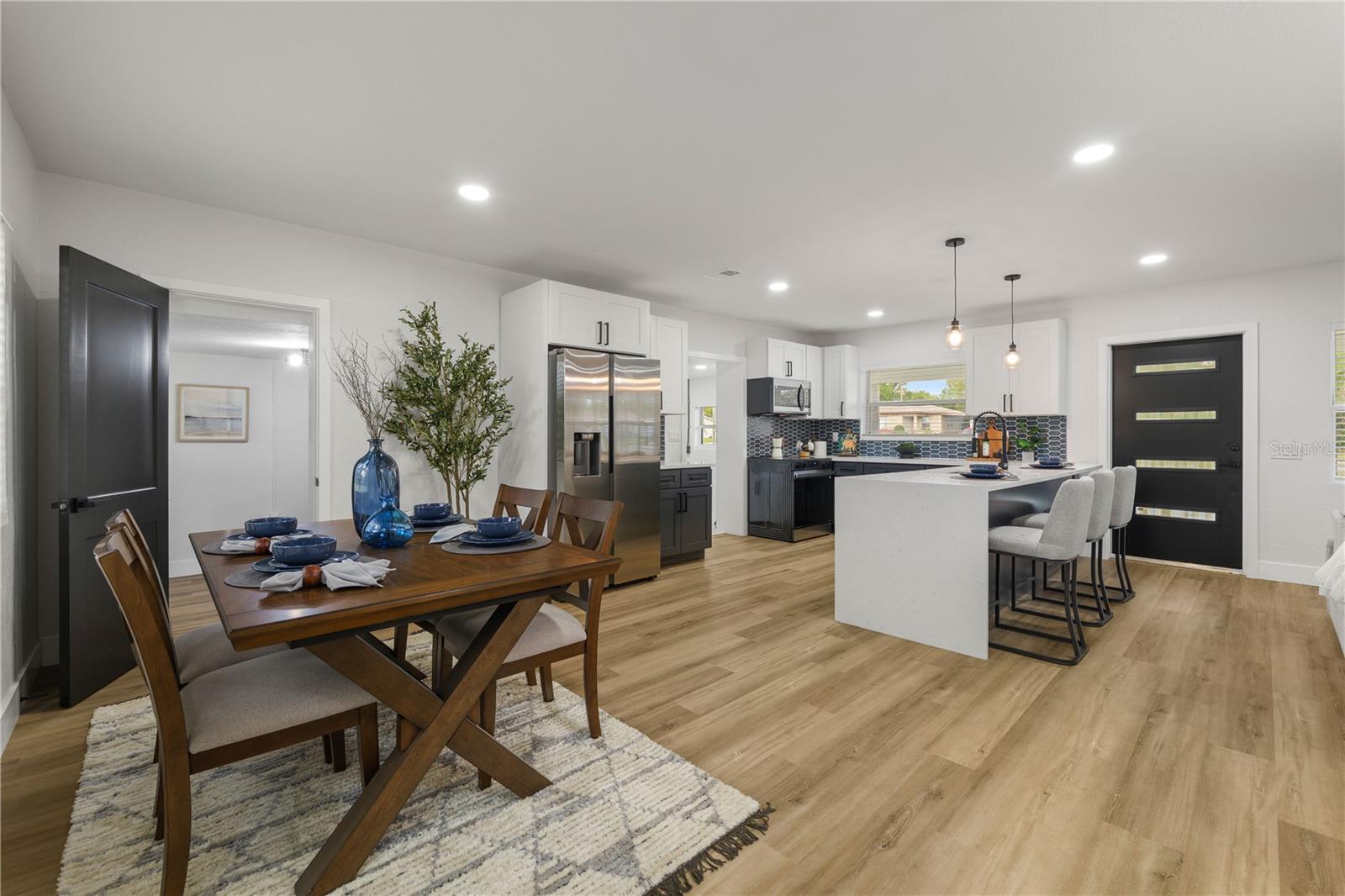 Image 8 of 44 For 1710 26th Avenue S