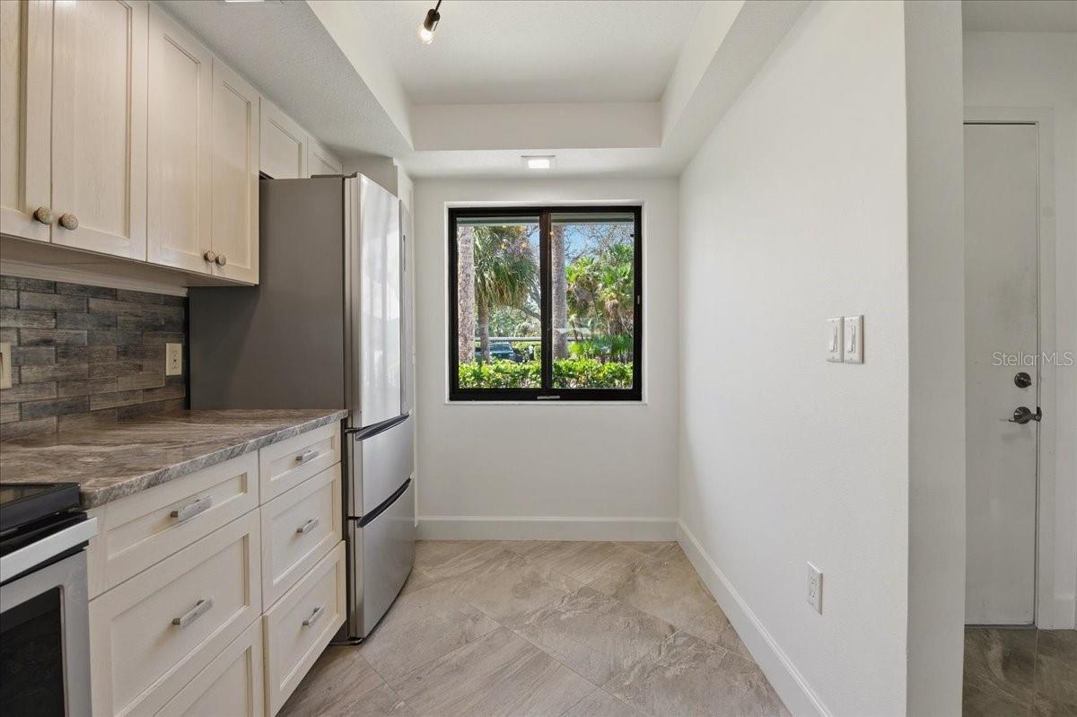 Image 10 of 35 For 2761 Countryside Boulevard 105