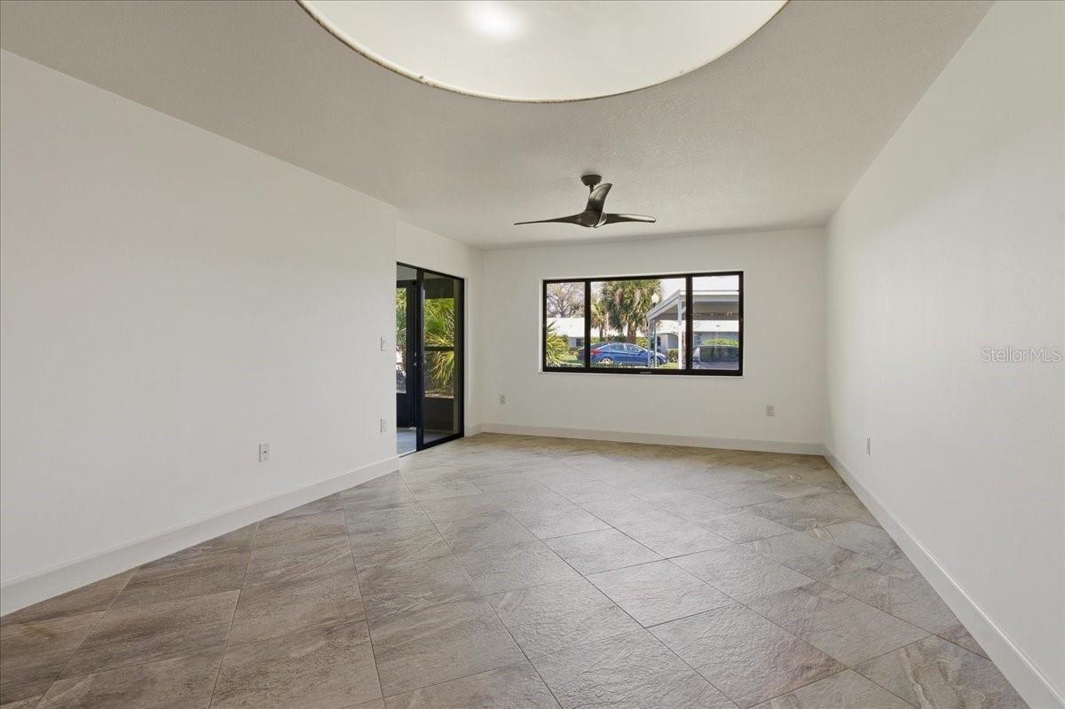 Image 15 of 35 For 2761 Countryside Boulevard 105