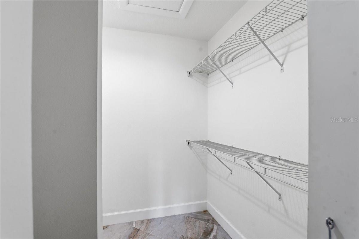 Image 24 of 35 For 2761 Countryside Boulevard 105