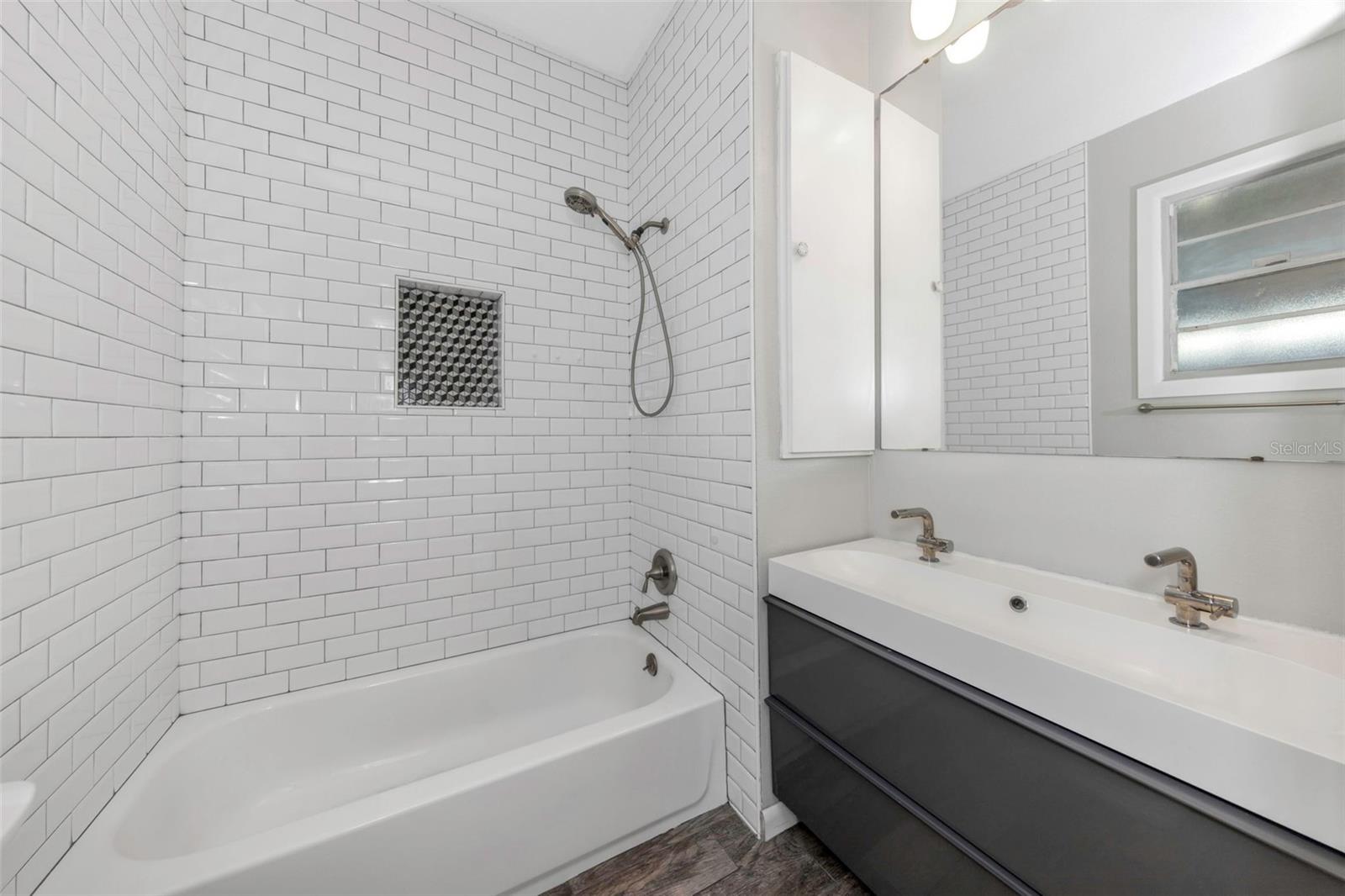 Image 11 of 18 For 2613 21st Street