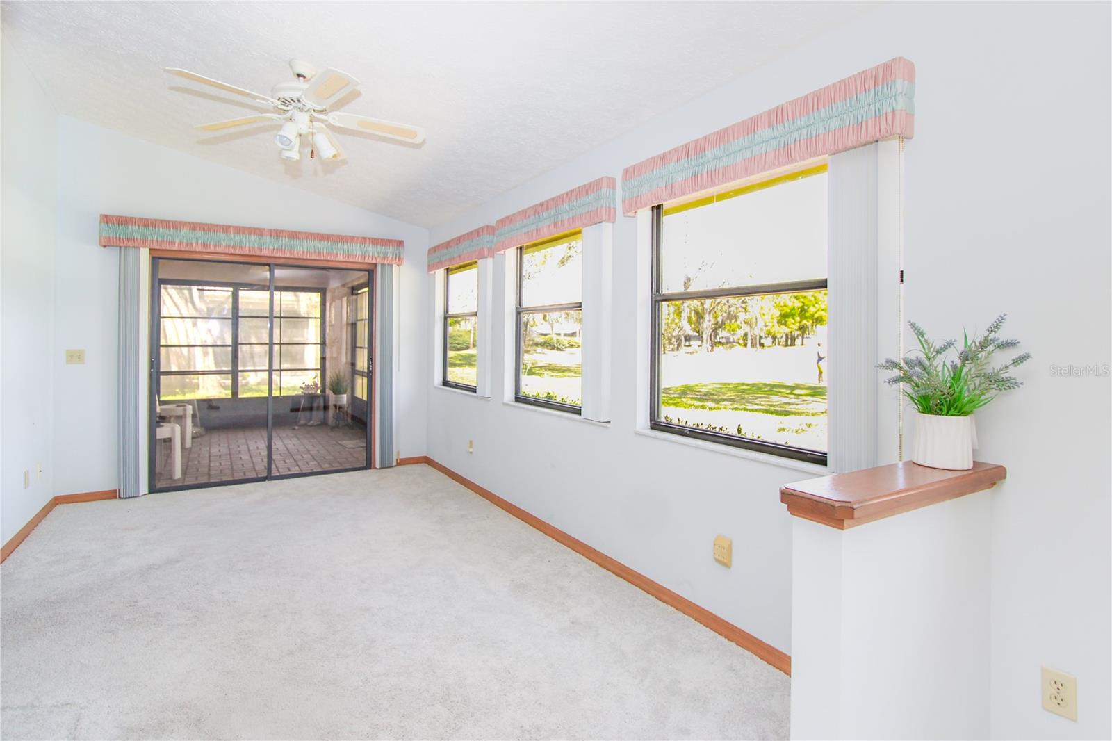 Image 16 of 33 For 1003 Calle Rosa Place