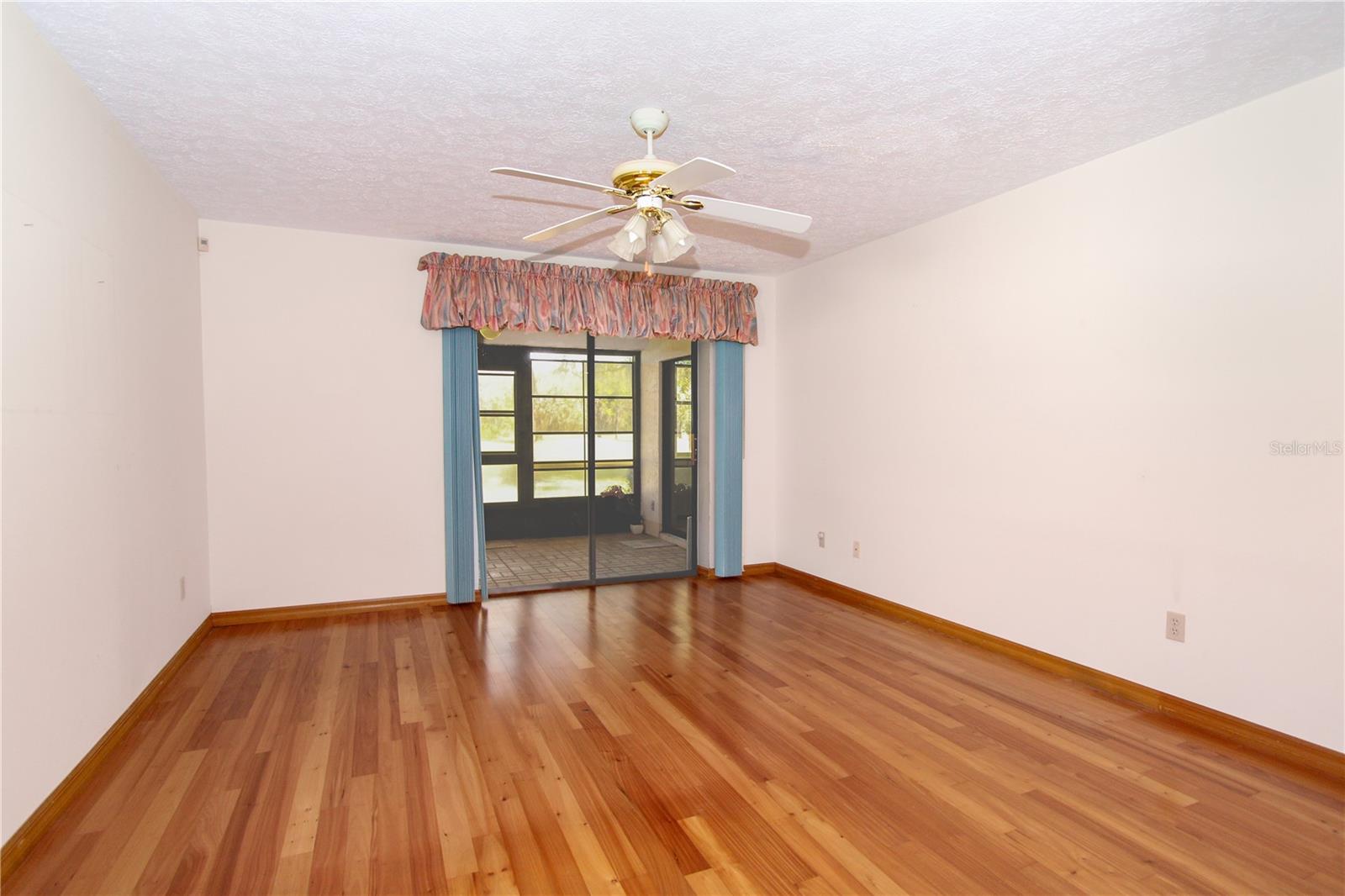 Image 19 of 33 For 1003 Calle Rosa Place