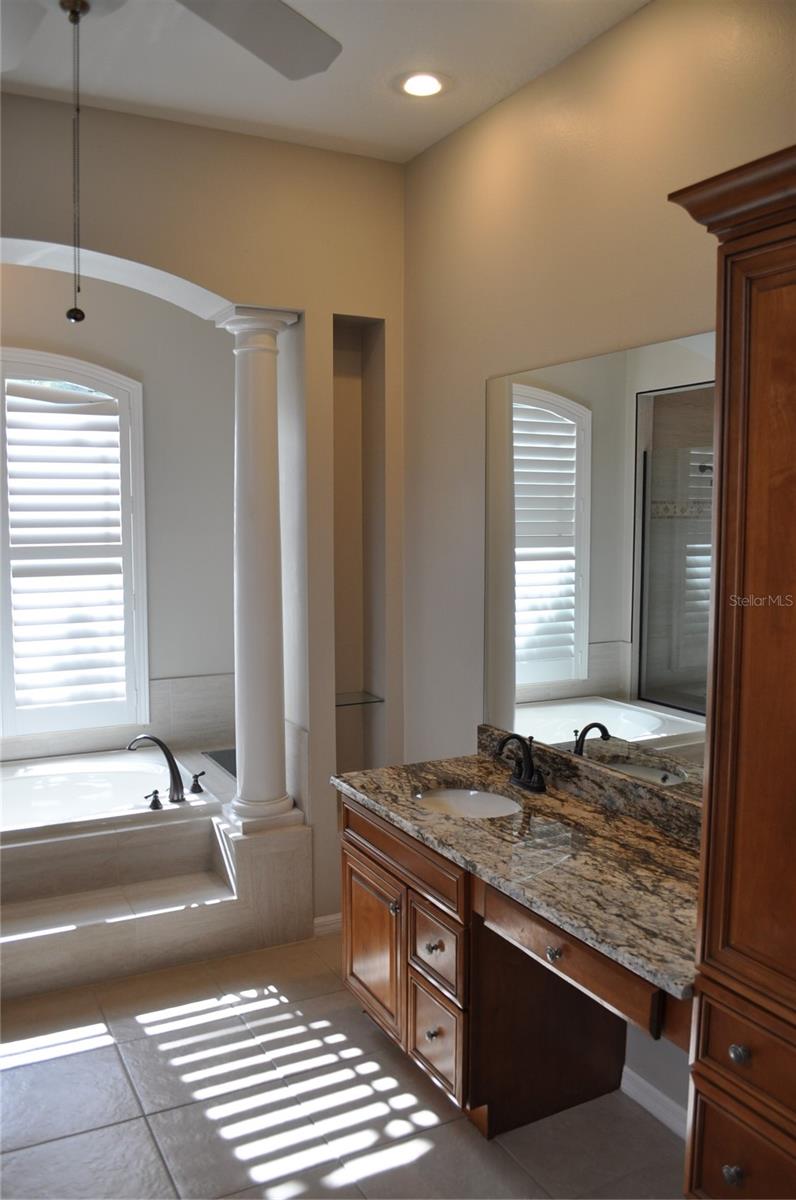 Image 10 of 16 For 5000 Quill Court