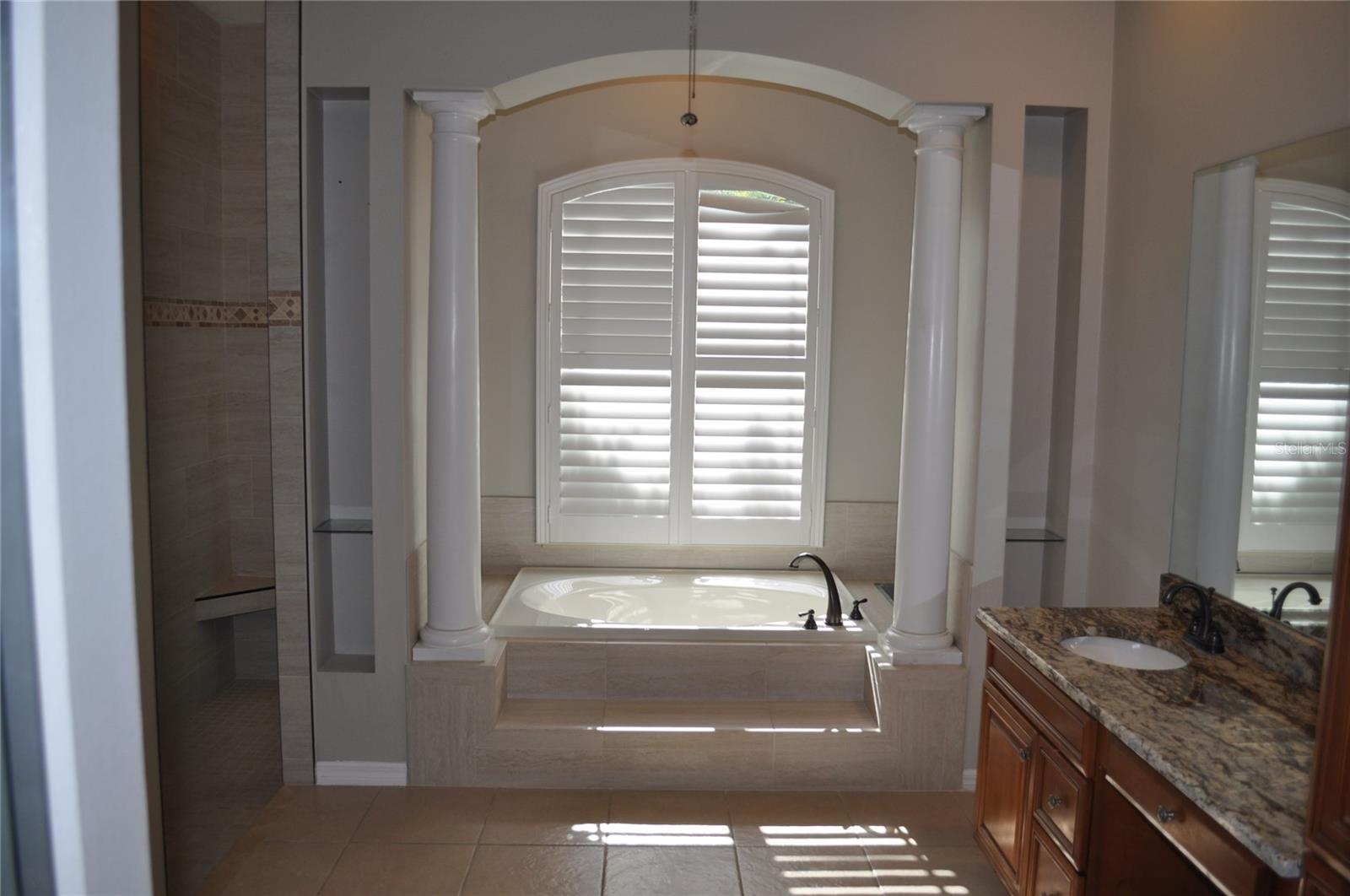 Image 11 of 16 For 5000 Quill Court