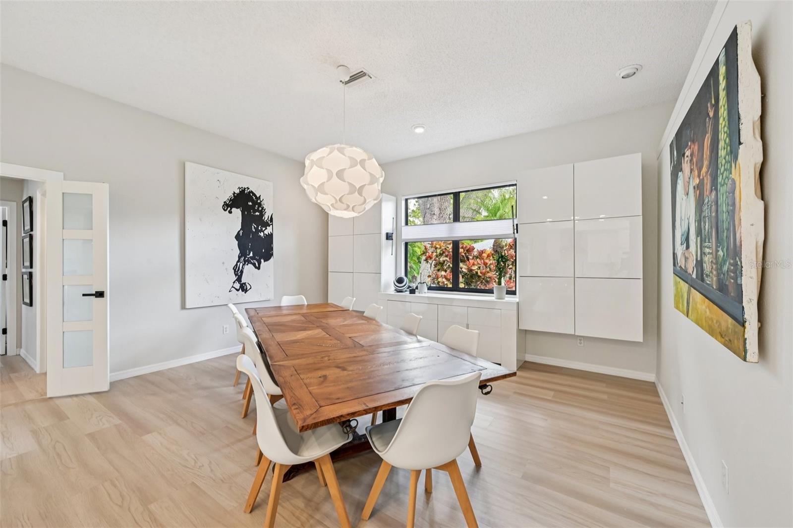 Image 13 of 51 For 4719 Meadowview Circle