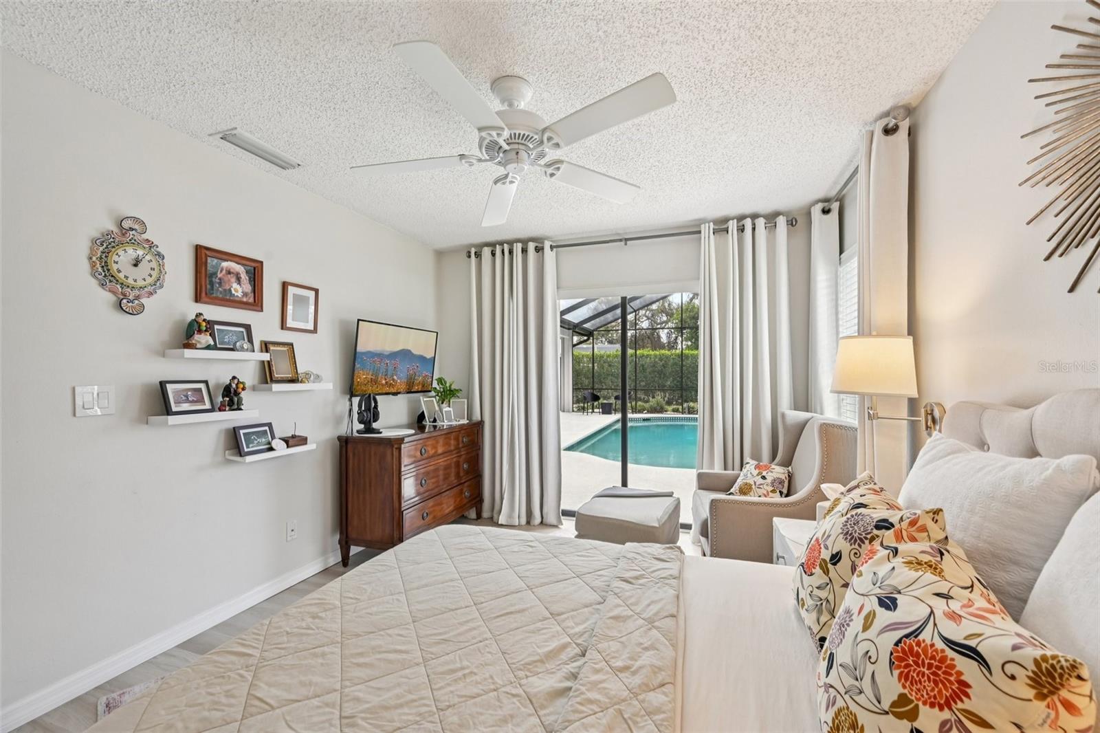 Image 35 of 51 For 4719 Meadowview Circle