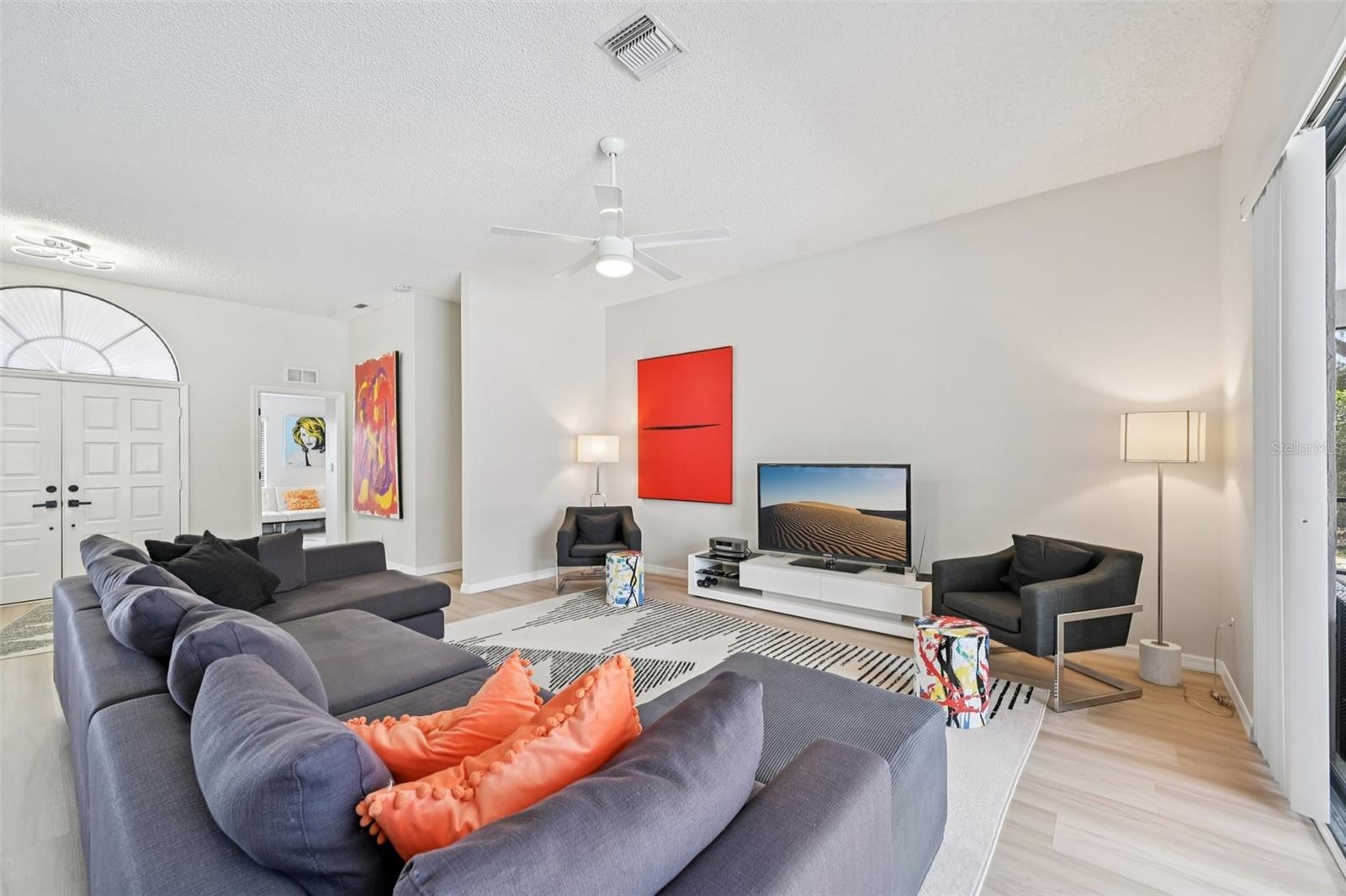 Image 9 of 51 For 4719 Meadowview Circle