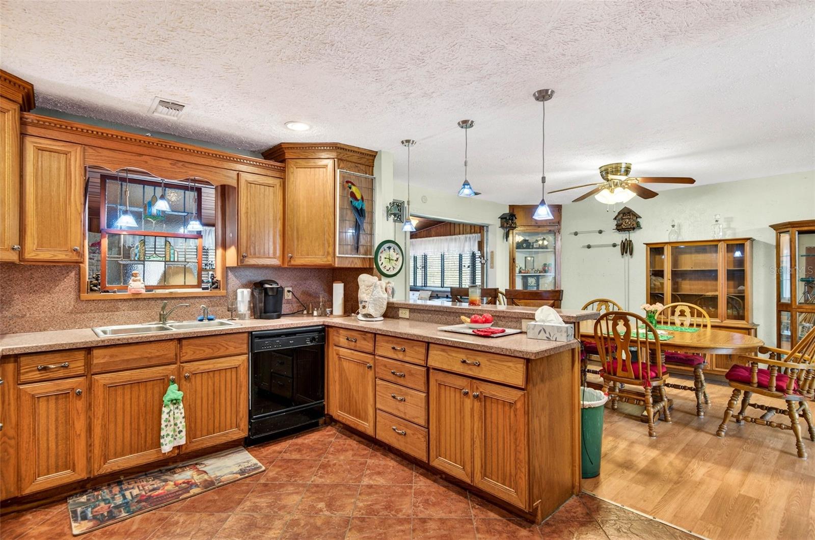 Image 16 of 46 For 10820 Linda Vista Lane