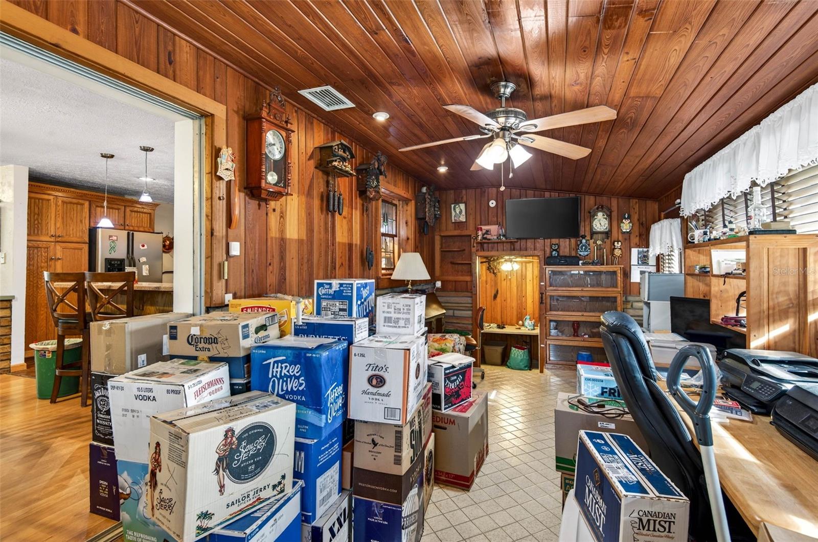 Image 19 of 46 For 10820 Linda Vista Lane