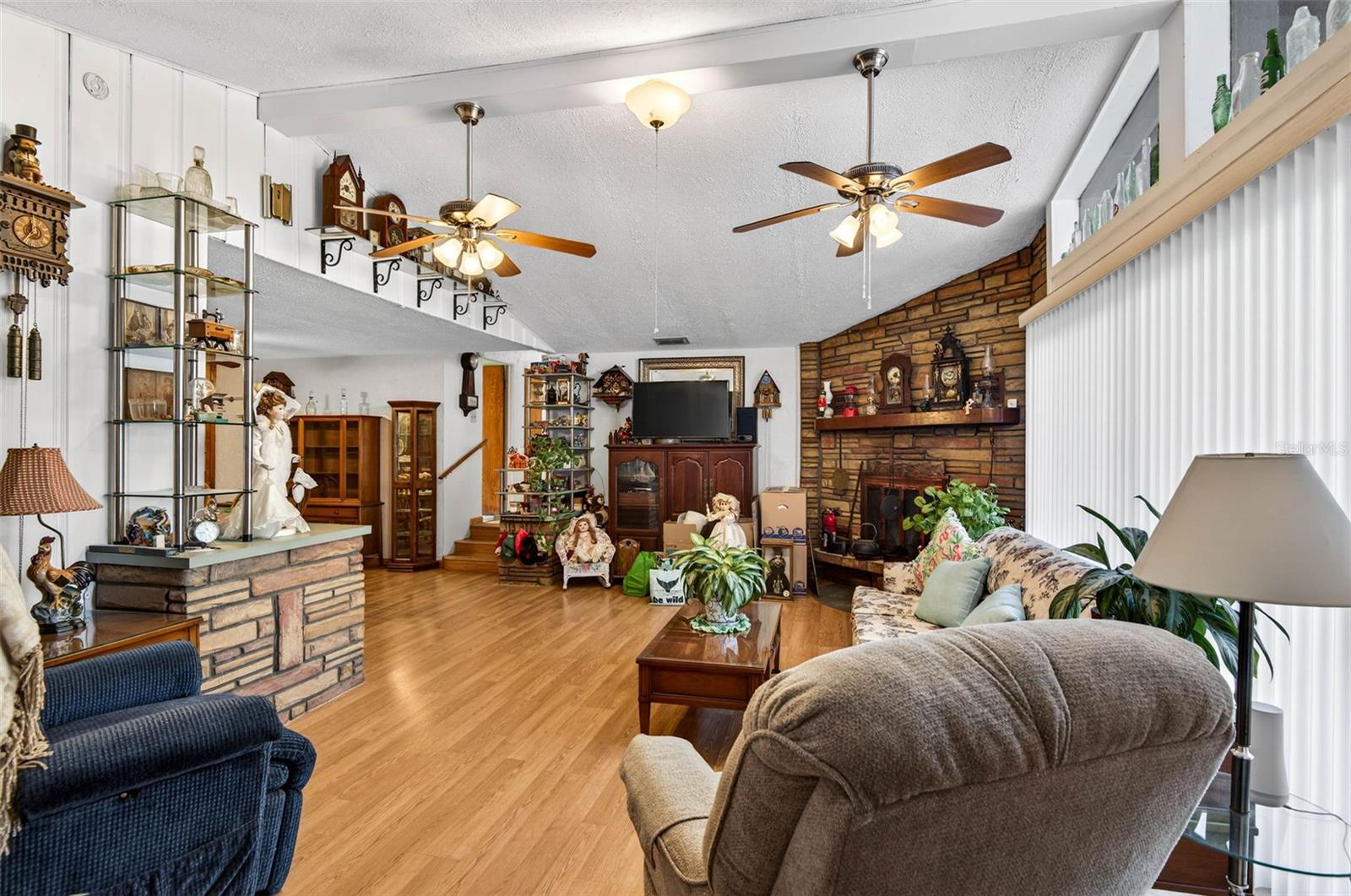 Image 4 of 46 For 10820 Linda Vista Lane