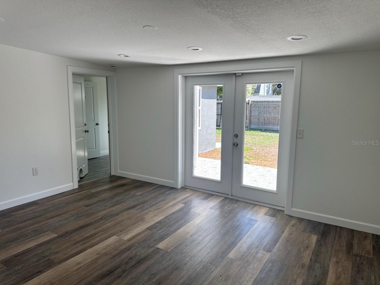 Image 13 of 22 For 5520 20th Avenue S