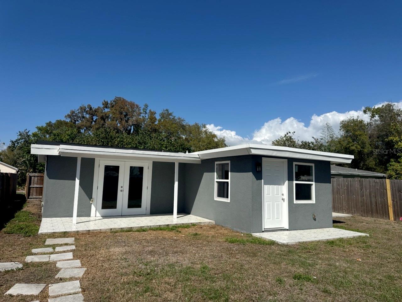 Image 2 of 22 For 5520 20th Avenue S