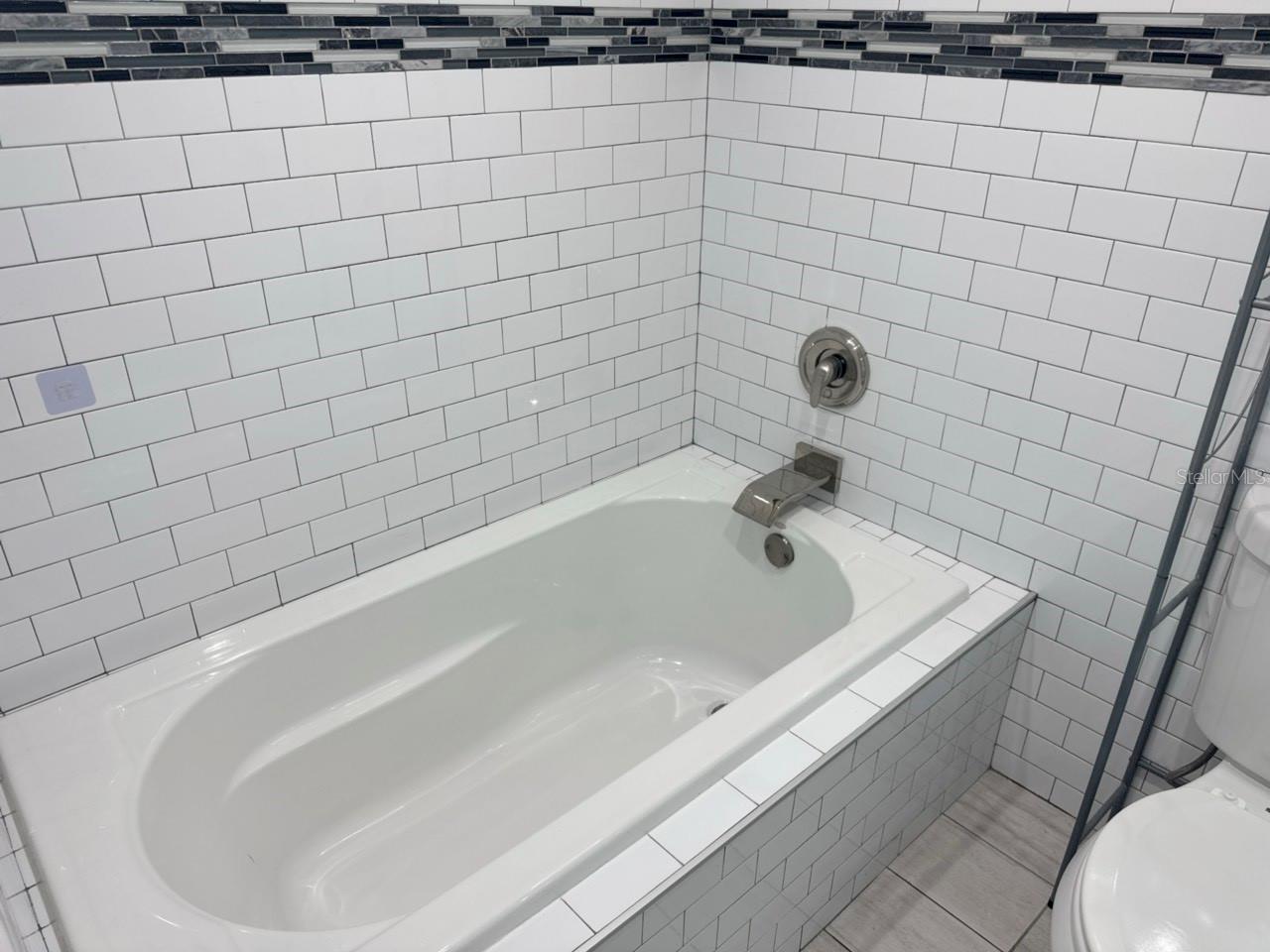 Image 21 of 22 For 5520 20th Avenue S