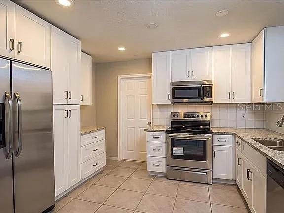 Image 6 of 16 For 622 Myrtle Way S