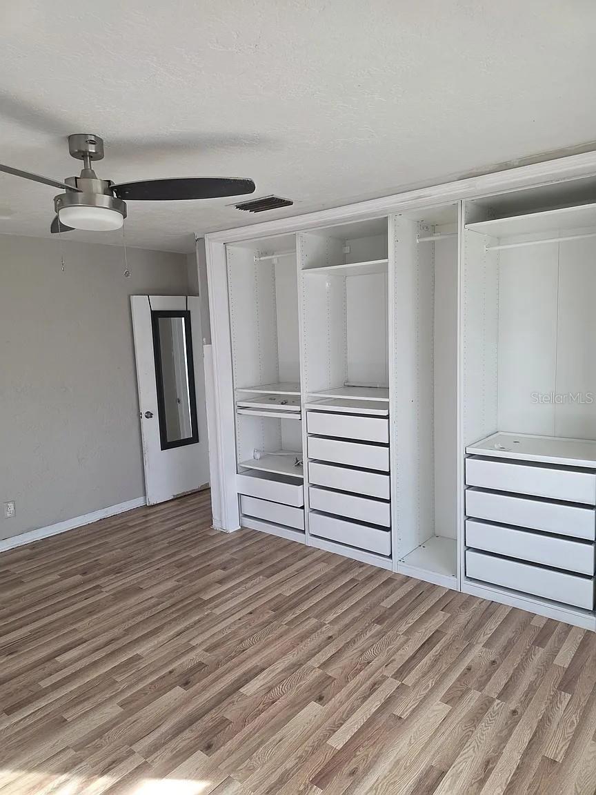 Image 8 of 16 For 622 Myrtle Way S