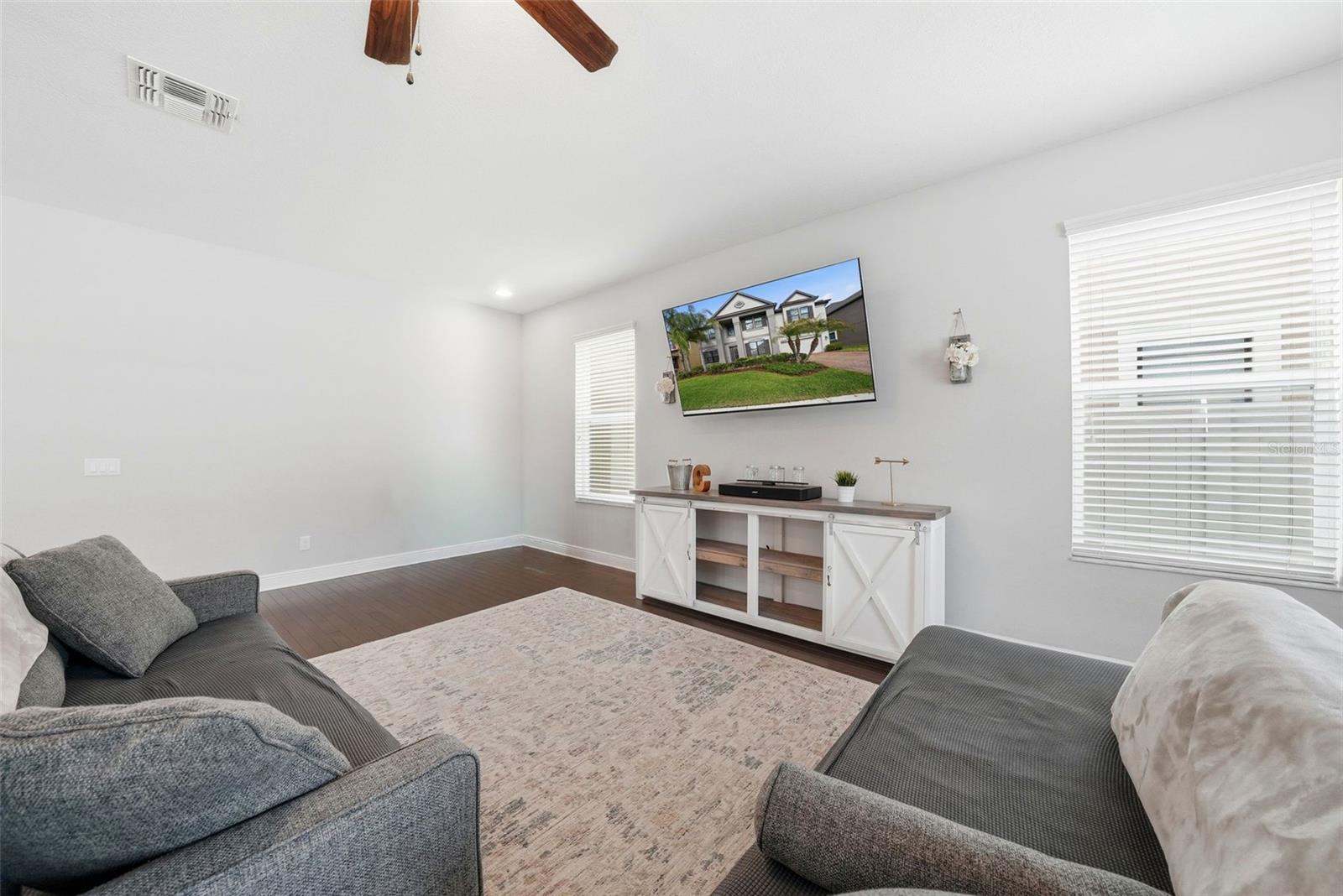 Image 12 of 57 For 13207 Sunset Shore Circle