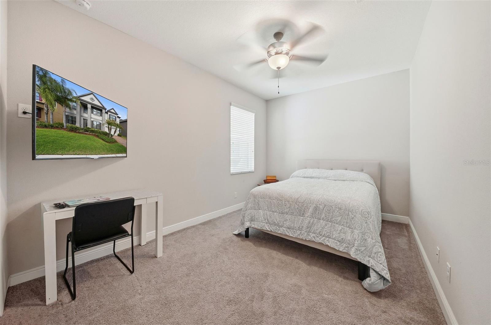 Image 15 of 57 For 13207 Sunset Shore Circle