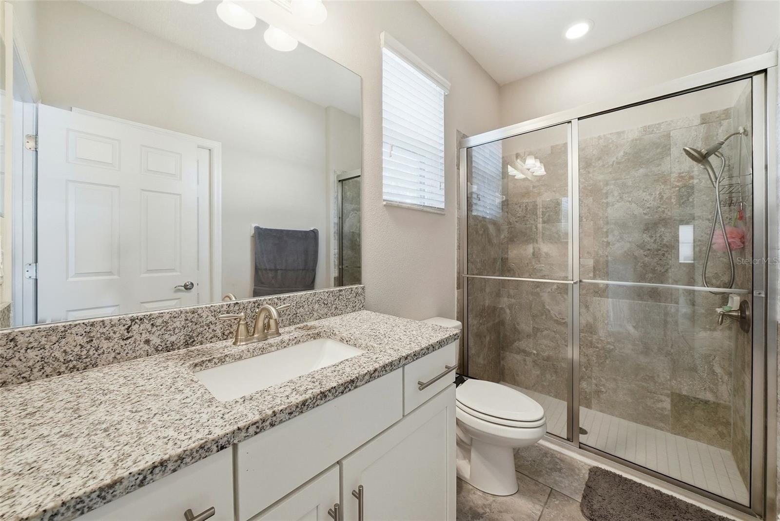 Image 16 of 57 For 13207 Sunset Shore Circle