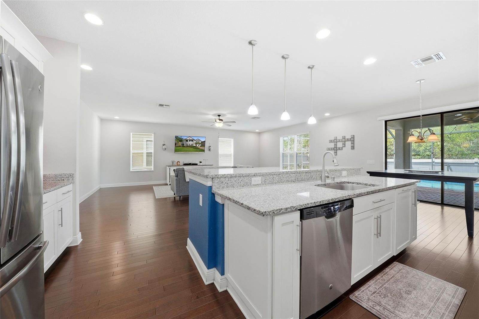 Image 17 of 57 For 13207 Sunset Shore Circle